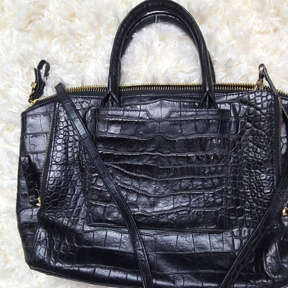 Kenneth Cole handbag  - Picture 8 of 9